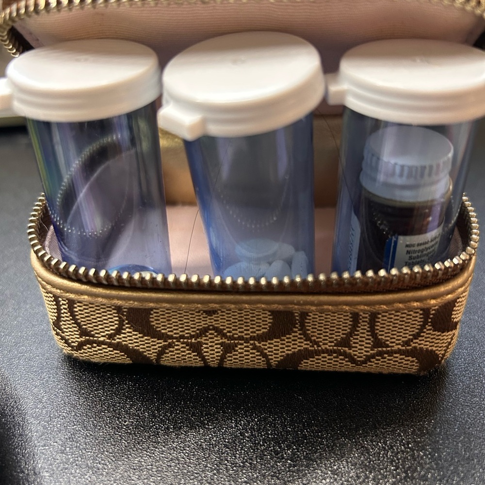 Replacement vials for Coach Pill case (Case NOT included) Vials only!!! - Picture 6 of 7